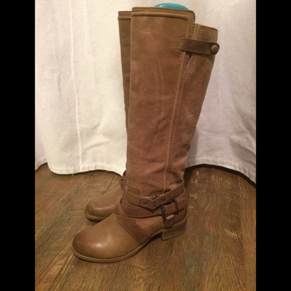 Gianni Bini Shoes - Gianni Bini brown boots